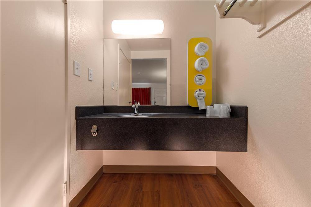 Motel 6-Chino, Ca - Los Angeles Area Room photo